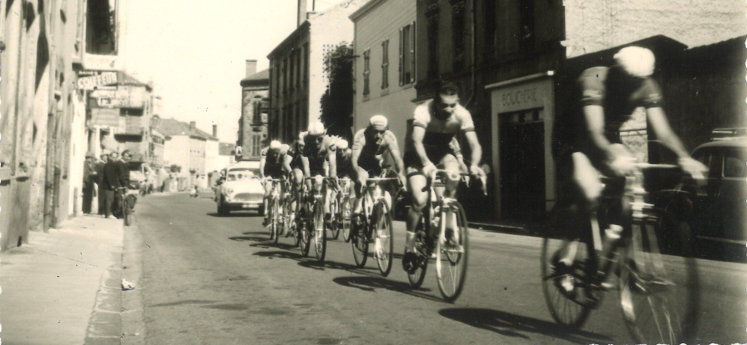 19581955 CourseCyclisteFeteCanaux